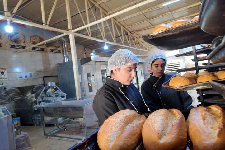 Bu okul fabrika gibi çalışıyor: Yıllık 2 milyon ciro