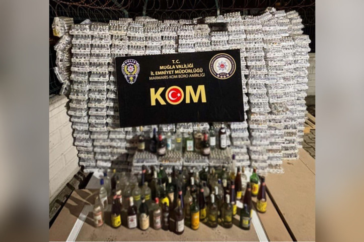 Otelden 100 bini aşkın kaçak içki şişesi çıktı