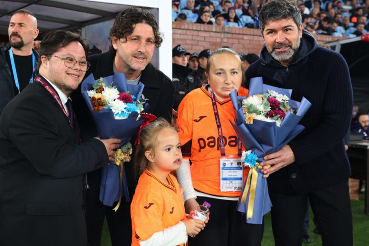 Vanspor Teknik Direktörü Hakan Kutlu: Fatih Tekke, Trabzonspor’a çok yakışıyor