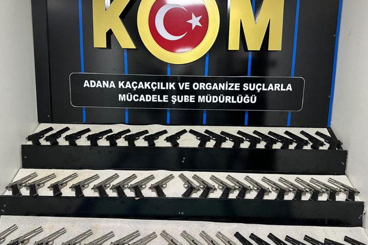 Bagajlardan cephanelik çıktı