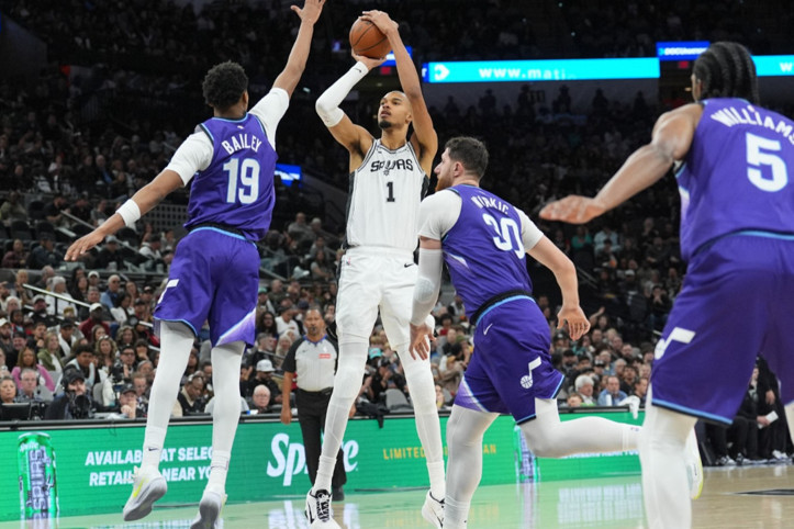 Wembanyama’dan All-Star gecesinde şov: Spurs seriyi sürdürdü