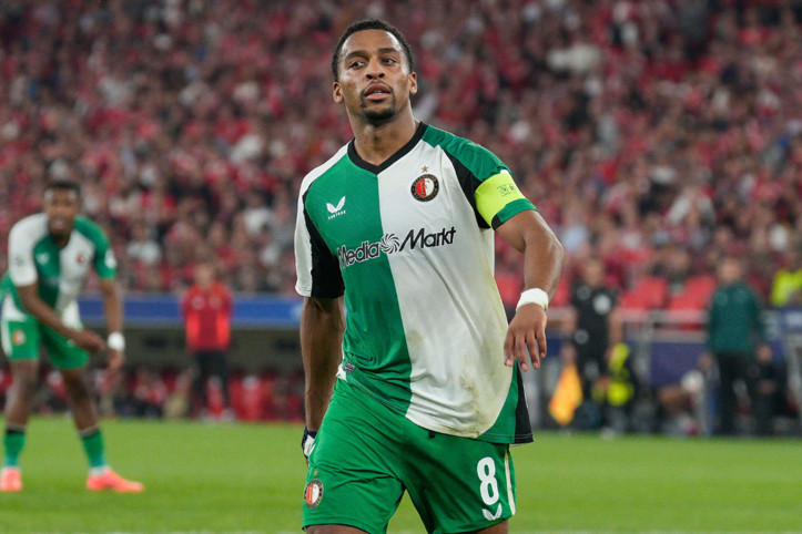 Fenerbahçe ve Galatasaray'a yar olmadı: Marsilya'ya gitti!