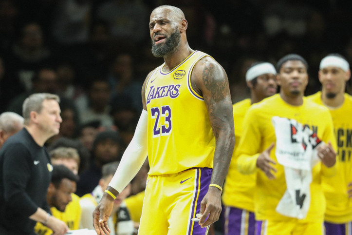 Lakers, Nets deplasmanında rahat kazandı