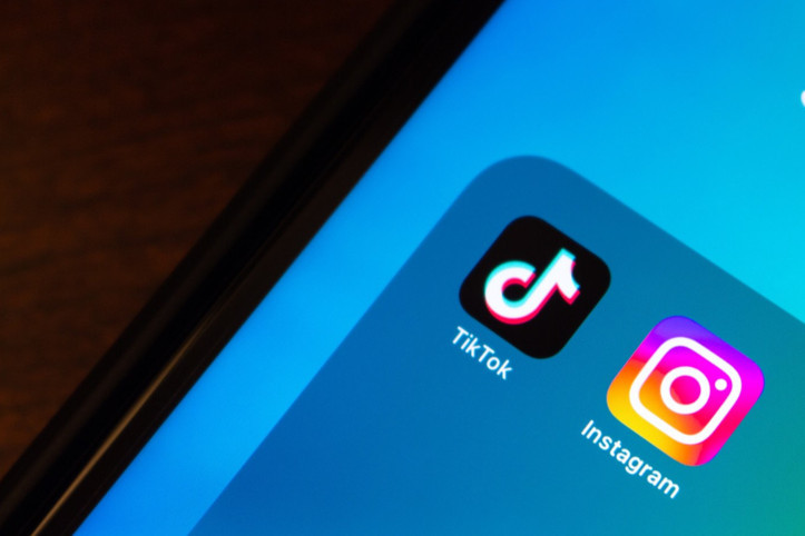 Instagram ve Facebook çöktü