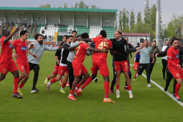 Amedspor Süper Lig için kolları sıvadı: Yıldız transferler kapıda