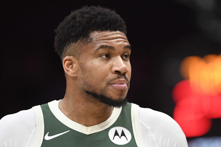 Antetokounmpo ayrılığı resmileşti: NBA'de yılın takası!