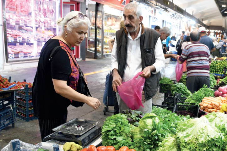 En zoru gıdadan tasarruf yapmak