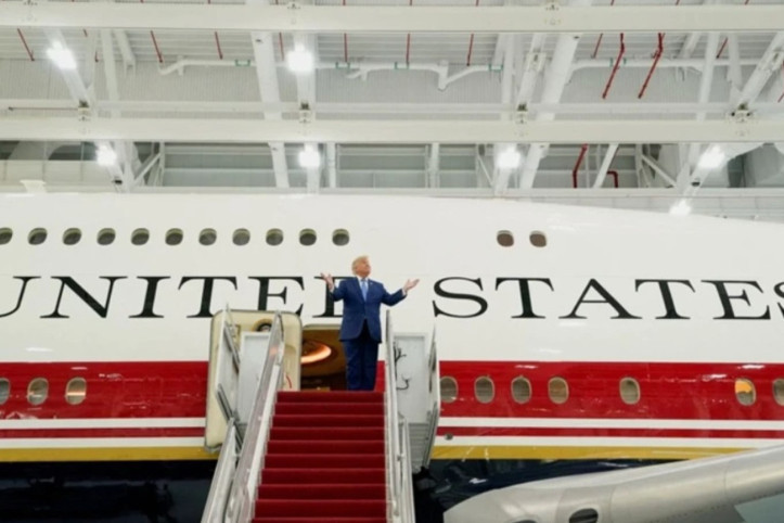 ABD'de 'köstebek' krizi: Trump'ın uçağındaki sorunları sızdıran kişi eski bakan çıktı