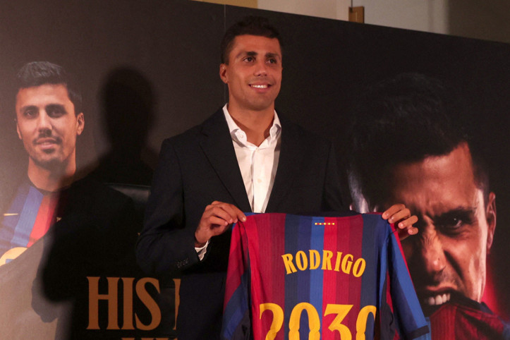 Rodri resmen Barcelona'da: 4 yıllık imzaladı