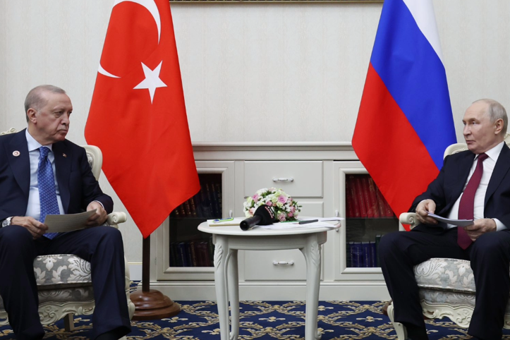 Erdoğan Putin Bişkek'te görüştü: Rusya ile yeni santral mesajı