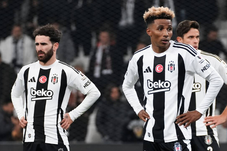 Galatasaray Beşiktaş'ın eski aşkını alıyor