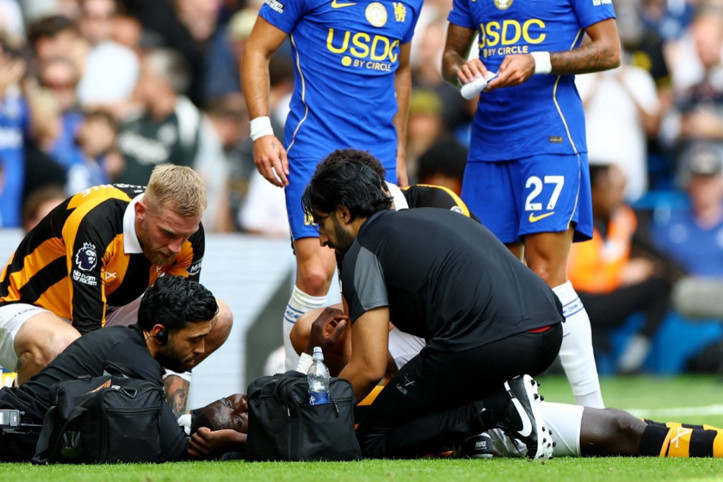 Hull City'de korkunç sakatlık! Apar topar hastaneye kaldırıldı