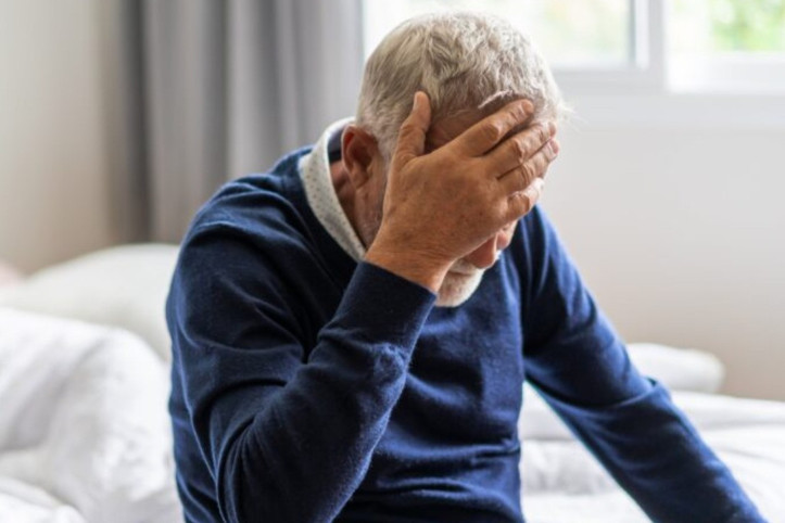 Alzheimer hastaları 1 milyona yaklaşırken planlama yok, aileler zorda