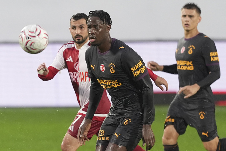 Galatasaray hazırlık maçında 3-0'dan döndü