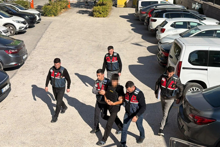 Başından vurularak öldürülmüştü. 15 yaşındaki yeğeni gözaltına alındı