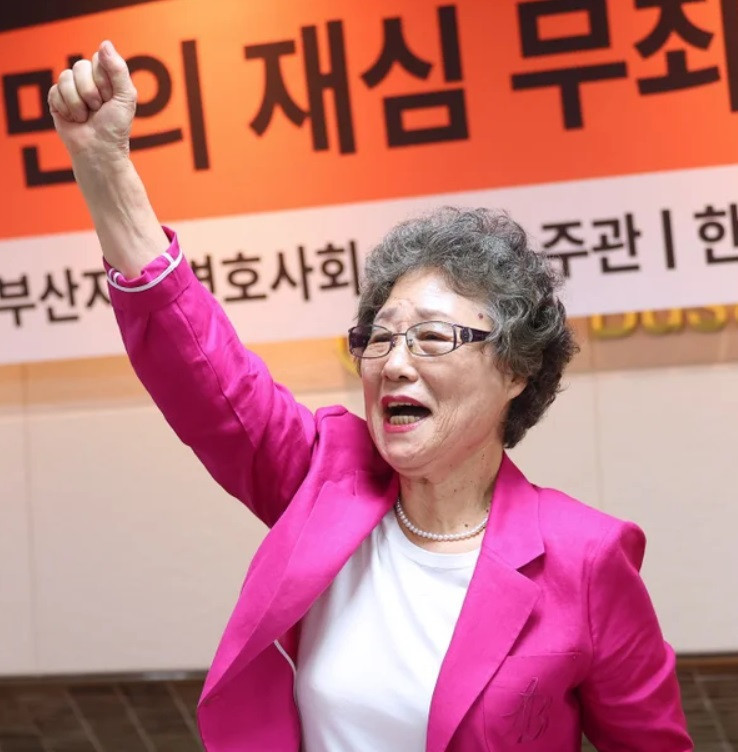 Tecavüzcünün dilini kopardığı için ceza alan kadın yıllar sonra zafer kazandı - Resim : 1