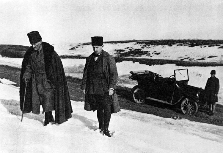 Büyük Önder Atatürk'ün ebediyete intikalinin 87’nci yılı - Resim : 7