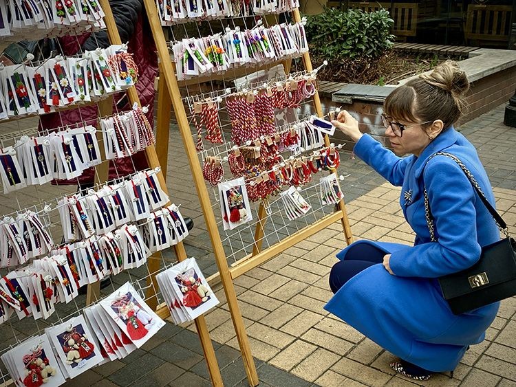 Türkiye'de yükselen trend: Marteniçkalar ne zaman çıkarılır, hangi ağaca bağlanmalı? - Resim: 4