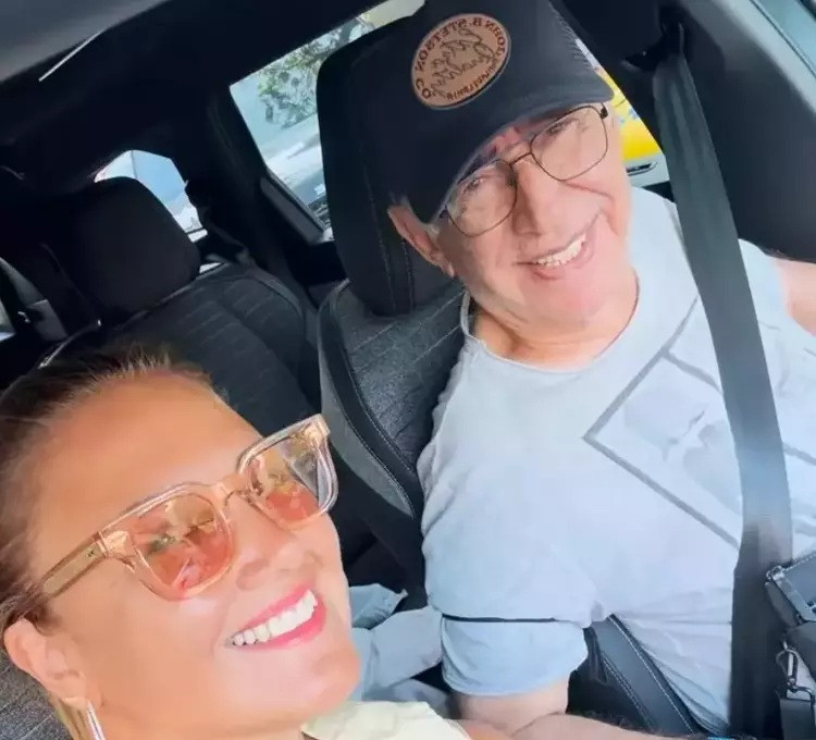 Şener Şen Alzheimer oldu iddiasına menajerinden fotoğraflı yanıt - Resim : 1