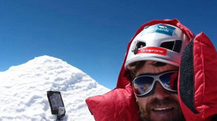 Ünlü dağcıya sahtekarlık suçlaması: Sempatik biriyim diye... - Resim : 1