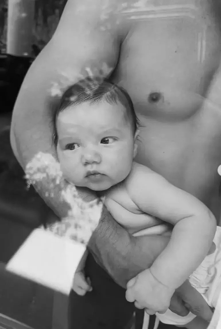 Pınar Deniz oğlu Fikret Hakan’ı ilk kez gösterdi - Resim : 2