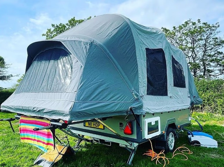 Bacaklarını kesip sigorta şirketlerini dolandırmıştı: Cerrahın lüks yaşamı ortaya çıktı - Resim : 3