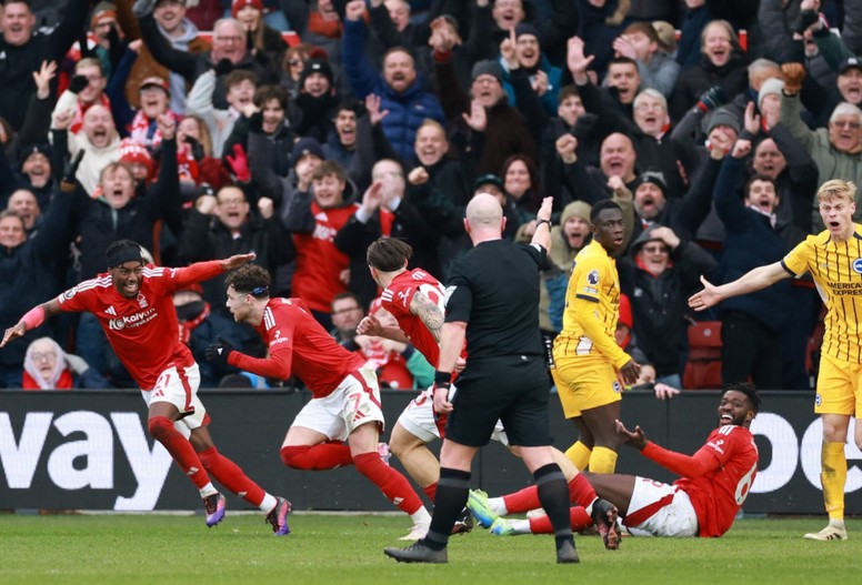 Nottingham 34 yıl sonra cenneti, Brighton 67 yıl sonra cehennemi gördü: 7-0'lık tarihi maç!