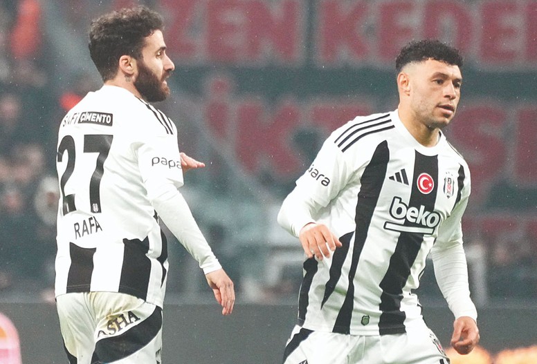 Yönetim divanda, takım sahada ter dökecek: Beşiktaş’ta kritik gün