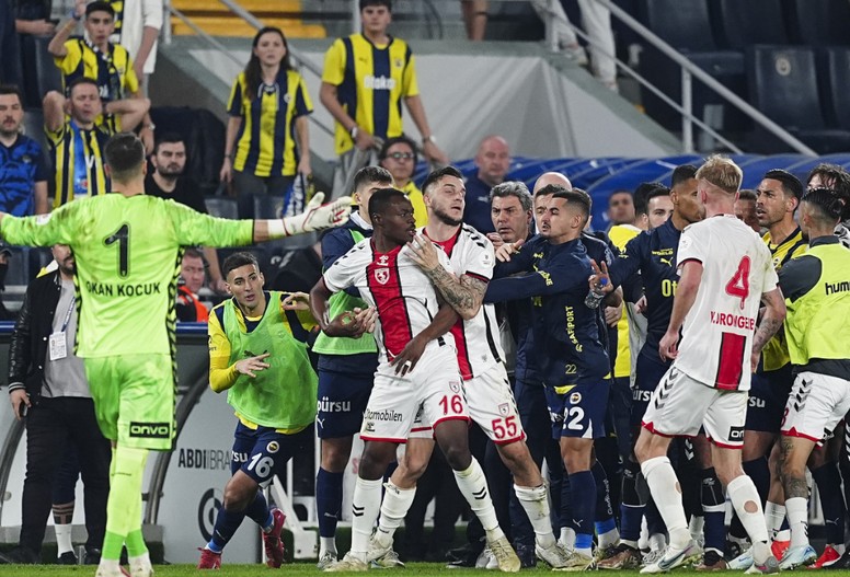 Fenerbahçe'yi TFF'ye şikayet ettiler: 'Saldırı tespit edildi'