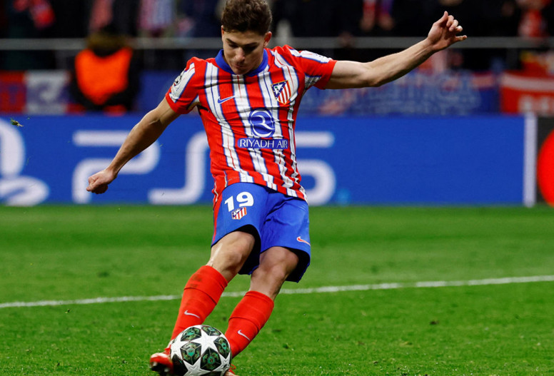 Barcelona’dan Julian Alvarez için transfer hamlesi