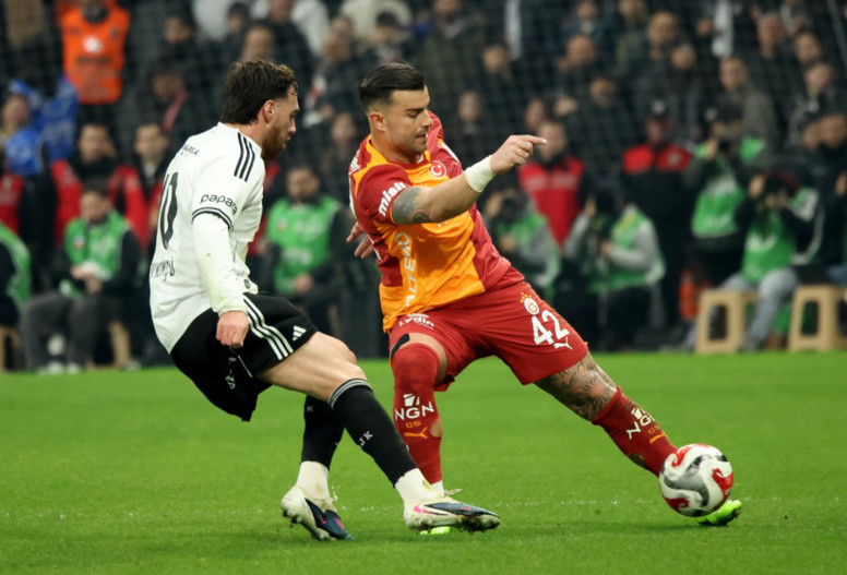 Galatasaray'da Abdülkerim cezalı, Başakşehir maçında yok