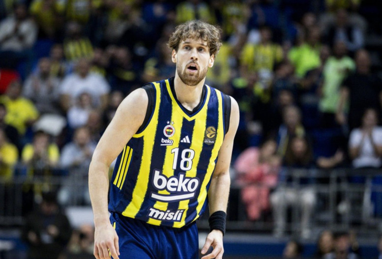 Fenerbahçe Beko'da Final Four öncesi korkutan sakatlık