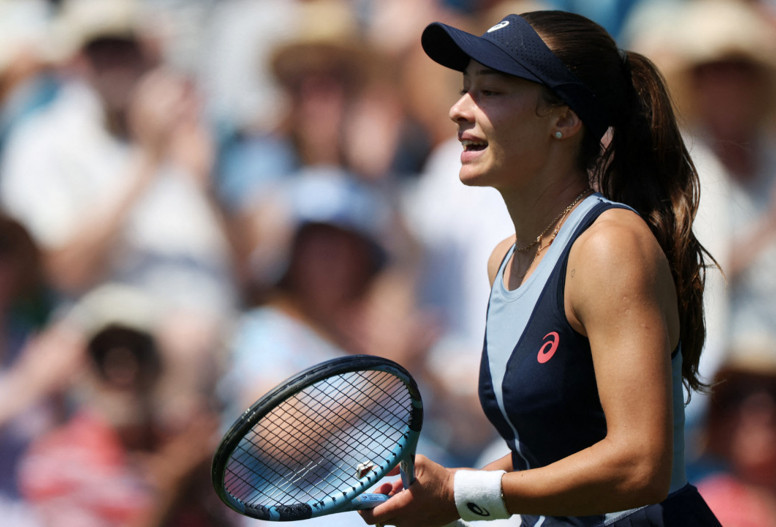 Zeynep Sönmez, Eastbourne Açık çeyrek finalinde Jelena Ostapenko'ya elendi