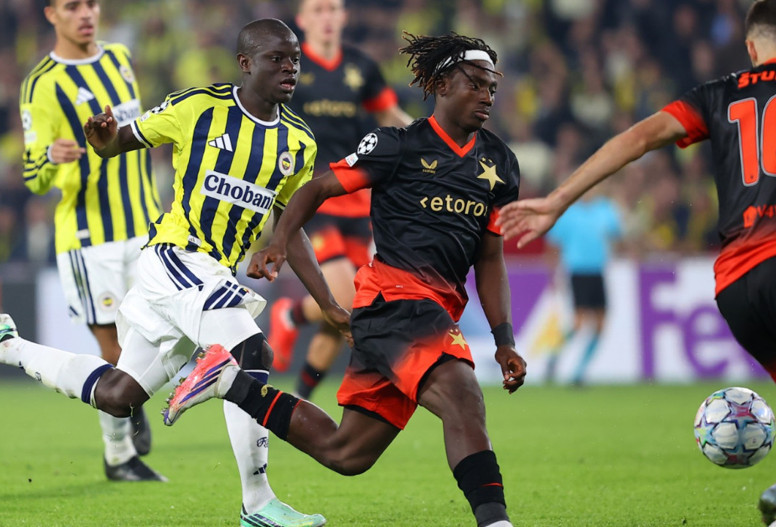 Fenerbahçe 14 Slavia Prag 19 yıl sonra bir ilki yaşadı