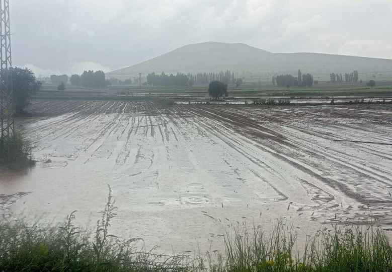 Birçok kenti yağış vurdu: Hayat durma noktasına geldi - Resim: 59