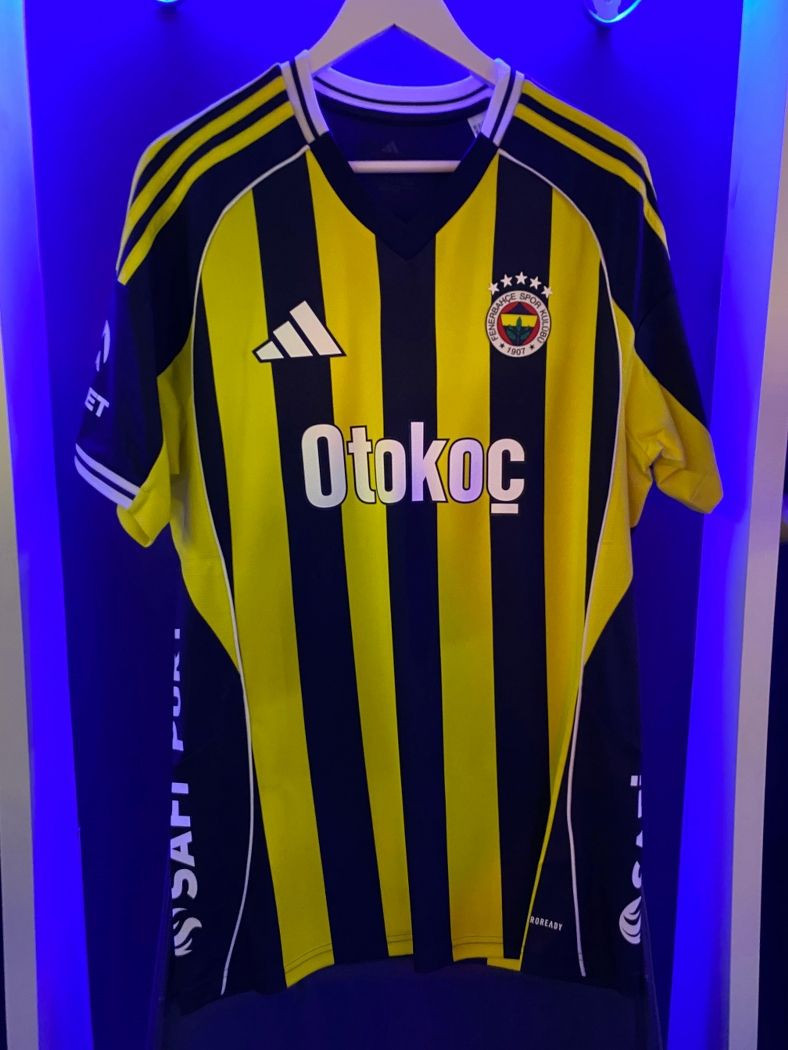 Kadıköy'de büyülü gece: Fenerbahçe'den unutulmaz lansman - Resim: 17