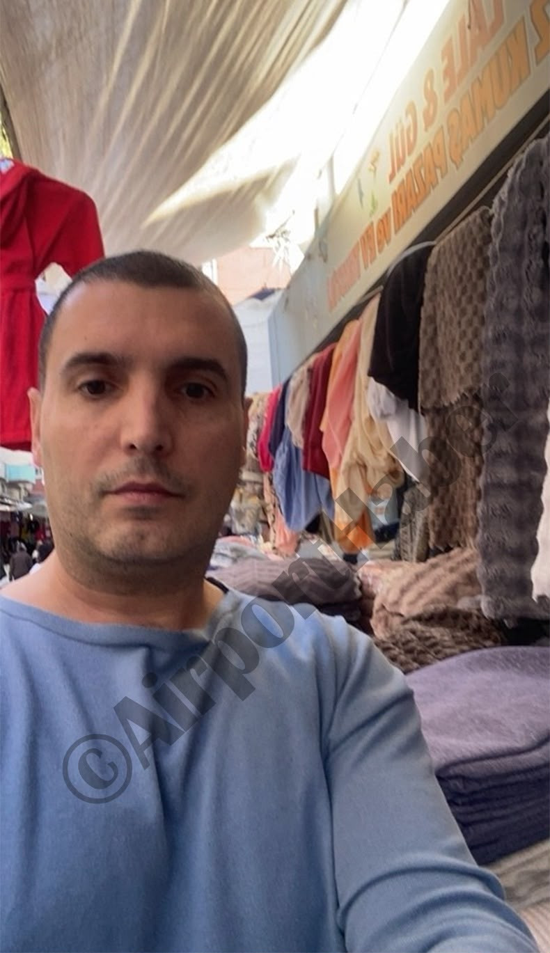 20 yıl savaş uçağı pilotluğu yaptı. Şimdi havlu satıyor. 'Utanmazlar' diye paylaştı - Resim : 3