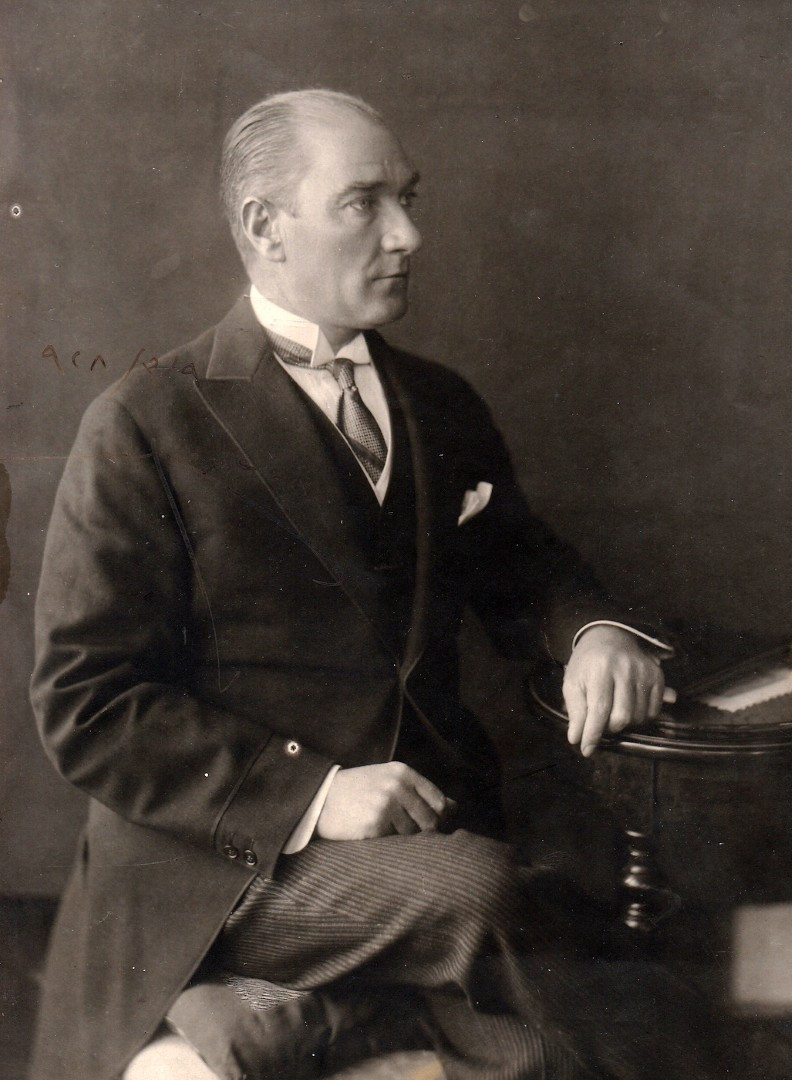 Atatürk’ün videosu 98 yıl sonra ortaya çıktı - Resim : 4