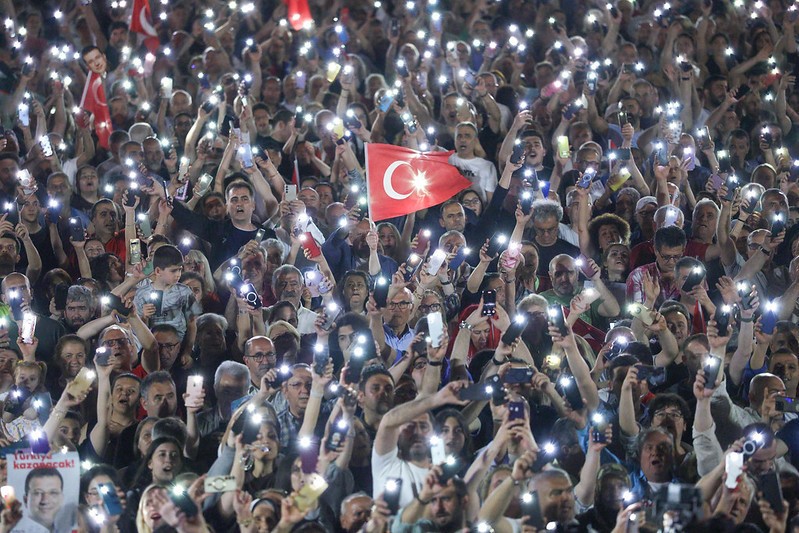 Özgür Özel meydan okudu: Tepemin tasını attırma dağılmamak üzere toplanırız - Resim : 6