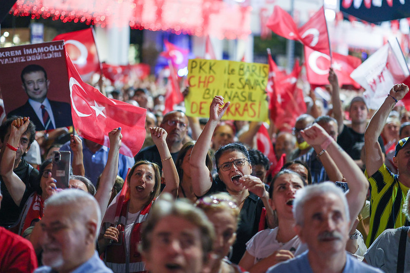'Millet İradesine Sahip Çıkıyor' On binler bu kez Bakırköy'de - Resim : 8
