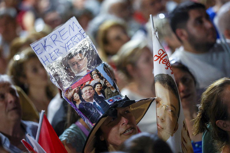 'Millet İradesine Sahip Çıkıyor' On binler bu kez Bakırköy'de - Resim : 7