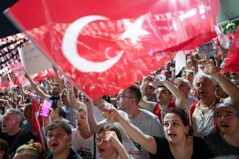 'Millet İradesine Sahip Çıkıyor' On binler bu kez Bakırköy'de - Resim : 10