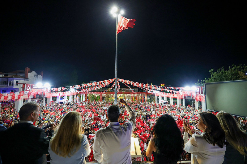 'Millet İradesine Sahip Çıkıyor' On binler bu kez Bakırköy'de - Resim : 2