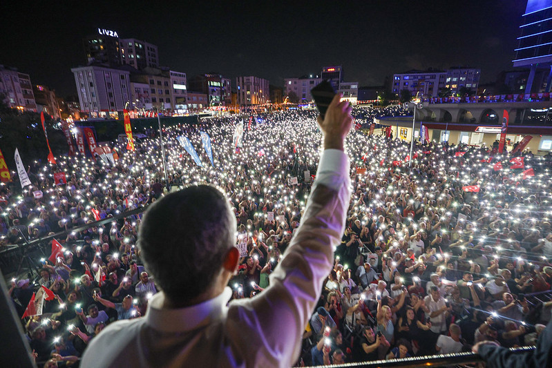 'Millet İradesine Sahip Çıkıyor' Adres Zeytinburnu - Resim : 17