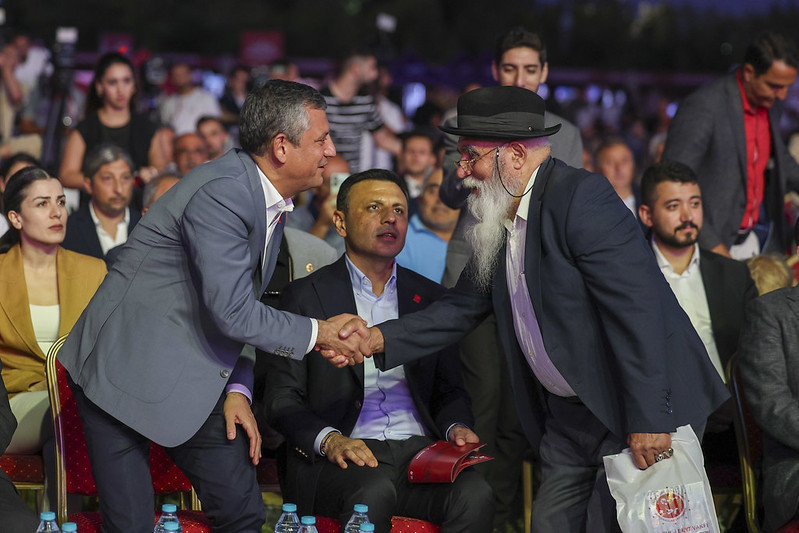 Özgür Özel: Ekrem İmamoğlu 15,5 milyon vatandaşın adayıdır - Resim : 1
