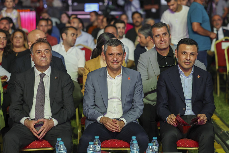 Özgür Özel: Ekrem İmamoğlu 15,5 milyon vatandaşın adayıdır - Resim : 3