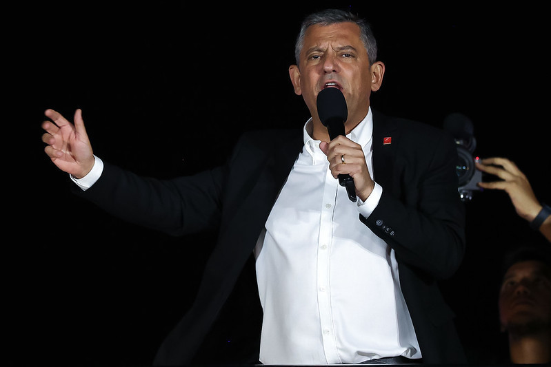 'Millet İradesine Sahip Çıkıyor' On binler Bahçelievler'de - Resim : 12
