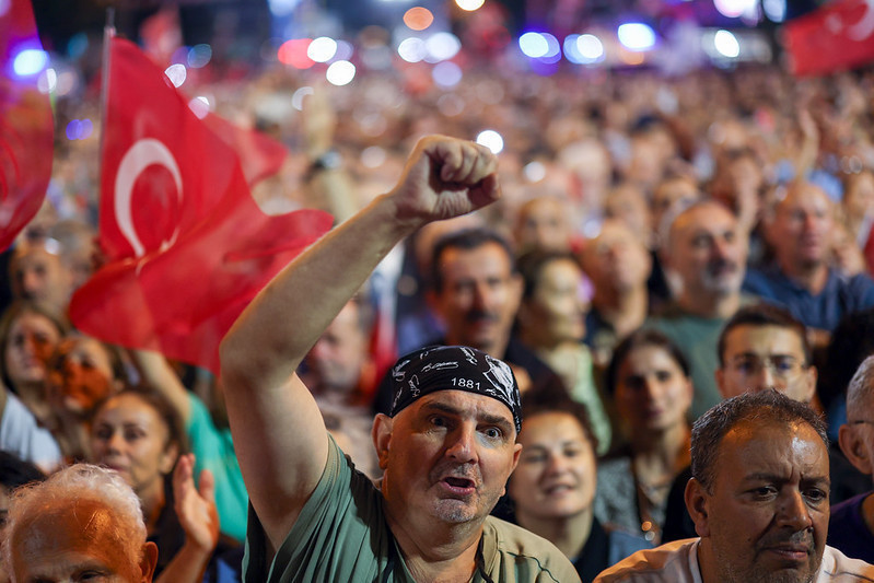 'Millet İradesine Sahip Çıkıyor' On binler Bahçelievler'deydi - Resim : 13