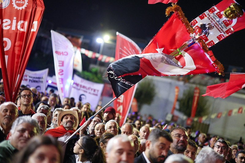 Özel, Meclis'te protesto ettiği Erdoğan'a seslendi: Trump seni seçmenin elinden kurtaramaz - Resim : 6