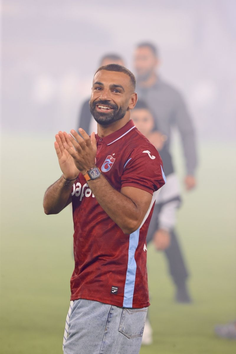 Salah'a unutulmaz tören: "Kupalar kazandırmak için buradayım" - Resim: 9
